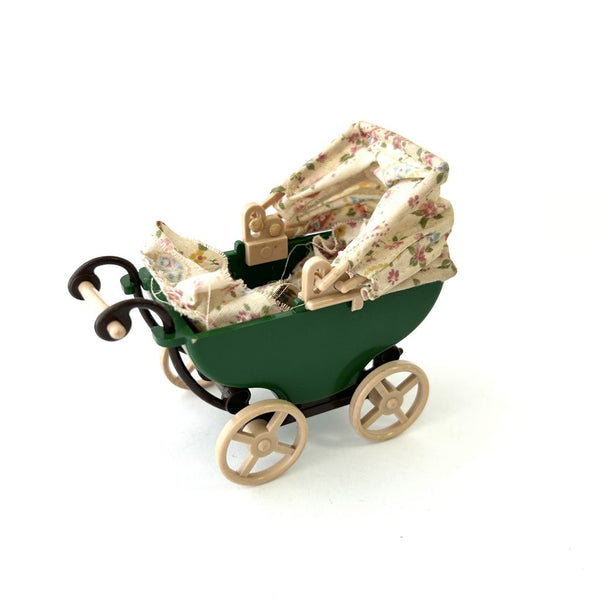 [Used] VINTAGE GREEN BABY CARRIAGE Epoch Japan Sylvanian Families