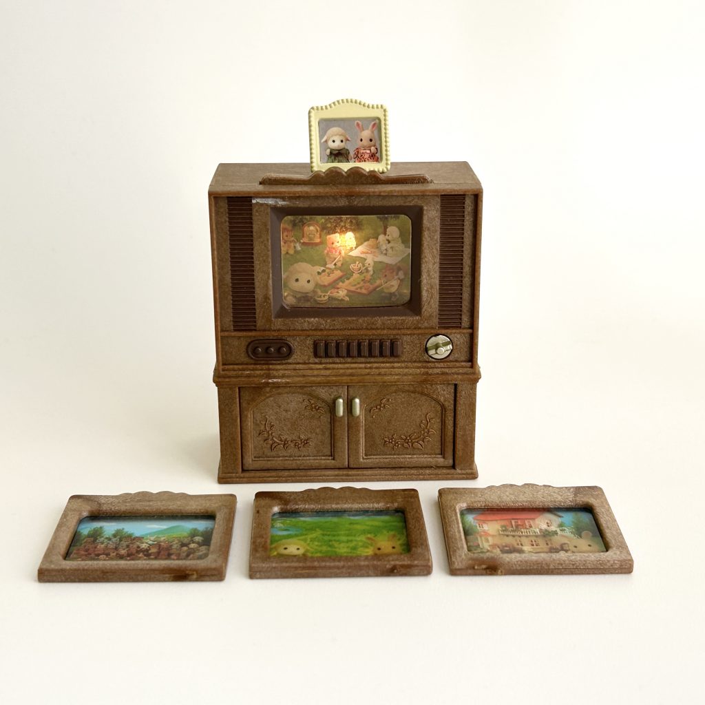 [used] Television TV Set For Living Room KA-516 Sylvanian Families Calico Critters