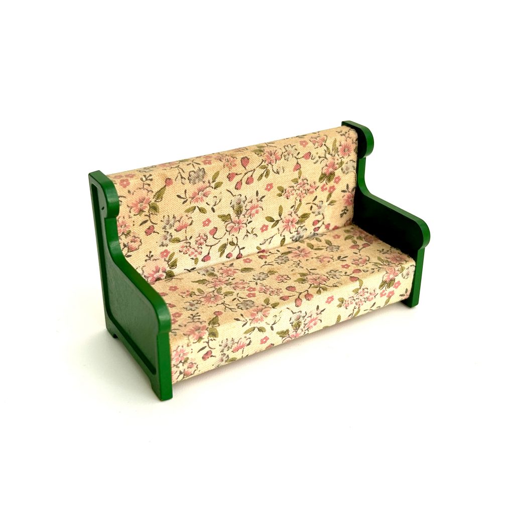 [used] Vintage Green Sofa Sylvanian Families Calico Critters