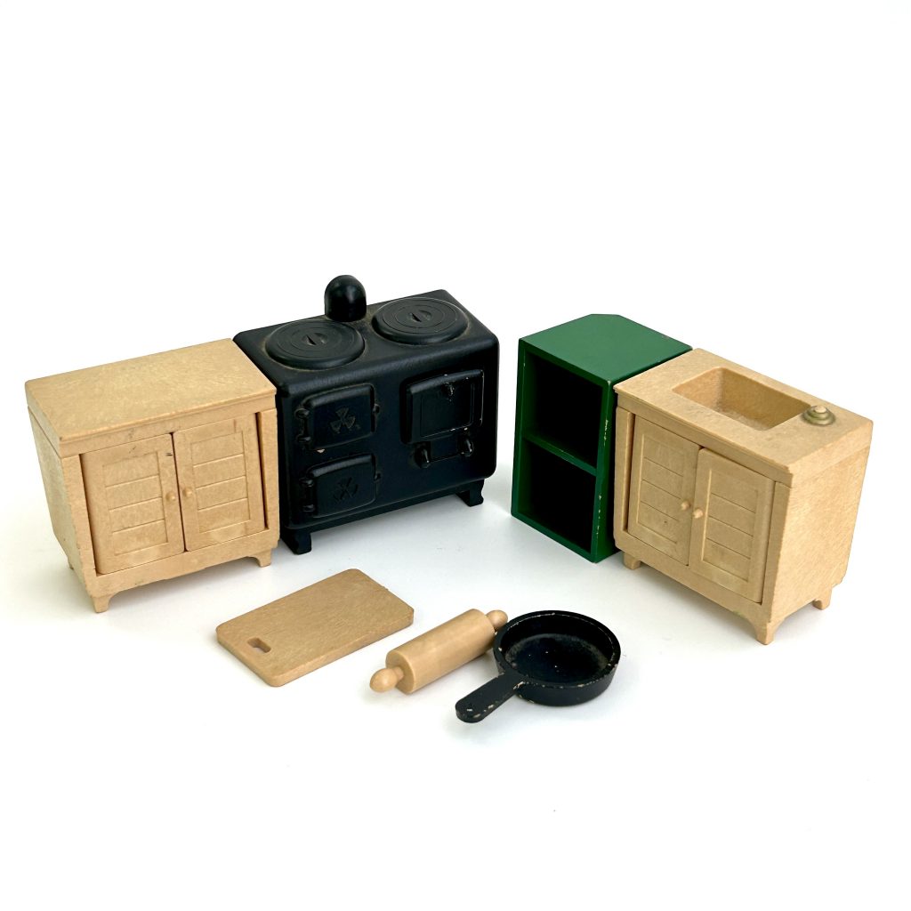 [used] Vintage Green Kitchen Set Sylvanian Families Calico Critters