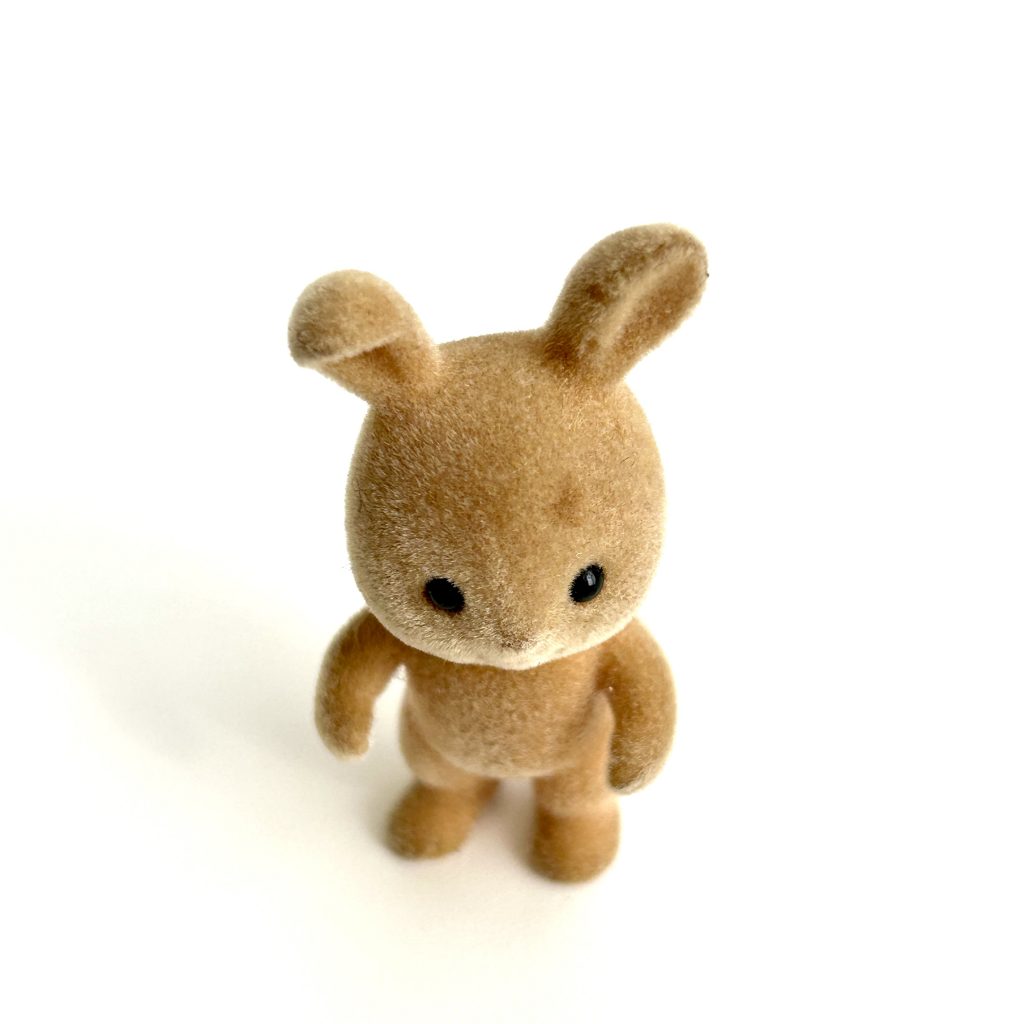 [used] Vintage Ivory Rabbit Baby Sylvanian Families Calico Critters