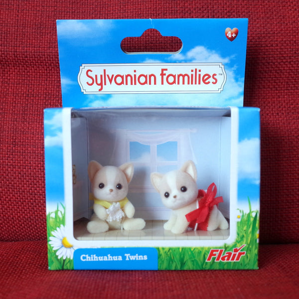 CHIHUAHUA TWINS Flair UK Retired 4388 Sylvanian Families