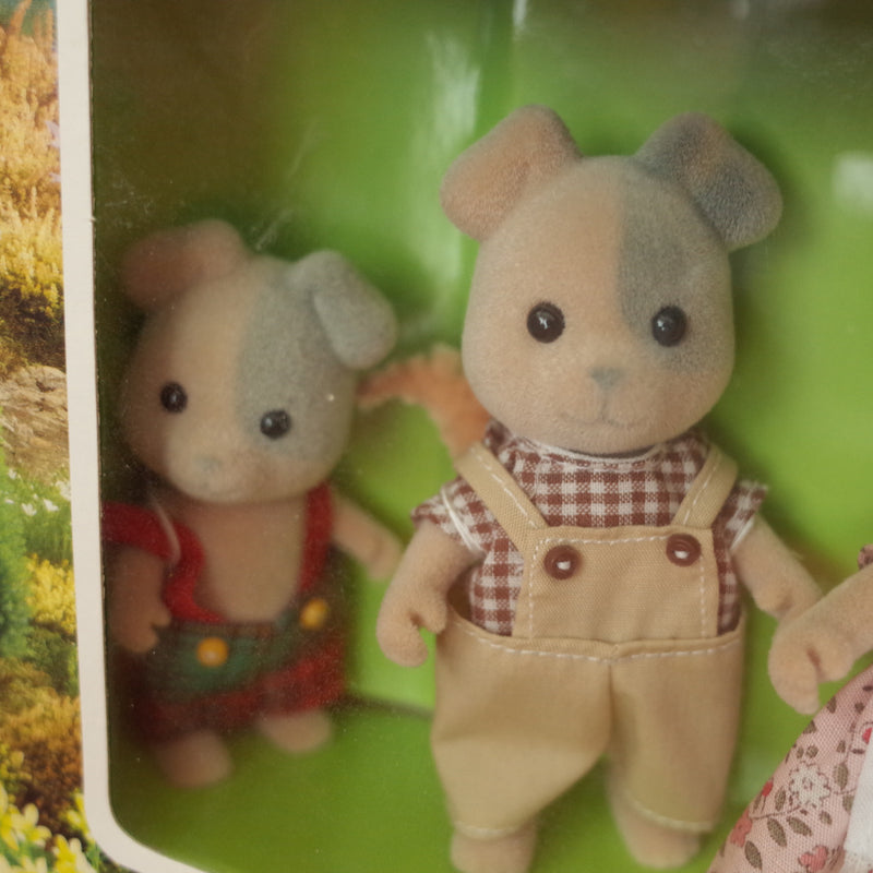 THE FORRESTER DOG FAMILY 4068 Retired Rare Sylvanian Families
