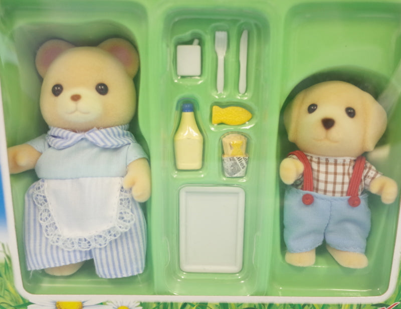 FRANCESCA THE FISH FRYER & SONNY Flair 4660 Sylvanian Families