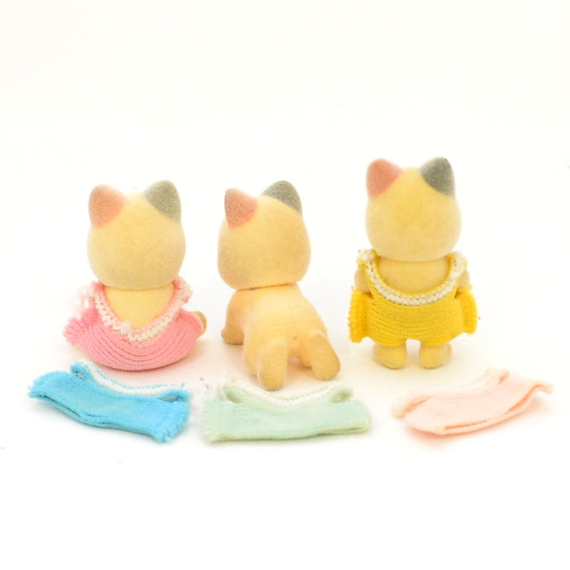 [Used] WHISKERS SPOTTED CAT BABY & BABY CLOTHES SET Calico Sylvanian Families
