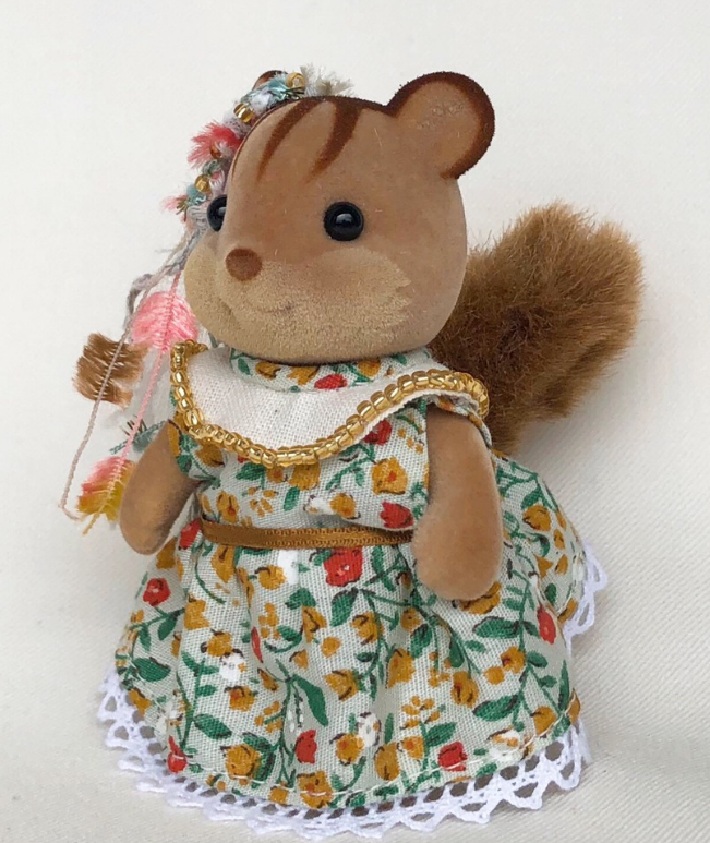 DRESS MOTHER Pale Green Flower Pattern Epoch Sylvanian Families