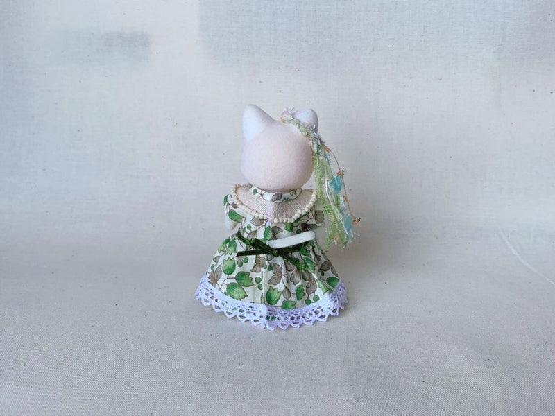 HANDMADE DRESS FOR GIRL GREEN LILY OF THE VALLEY Sylvanian Families