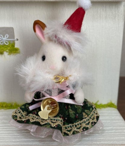 Vestido hecho a mano Navidad para Conejo Madre Calico Critters