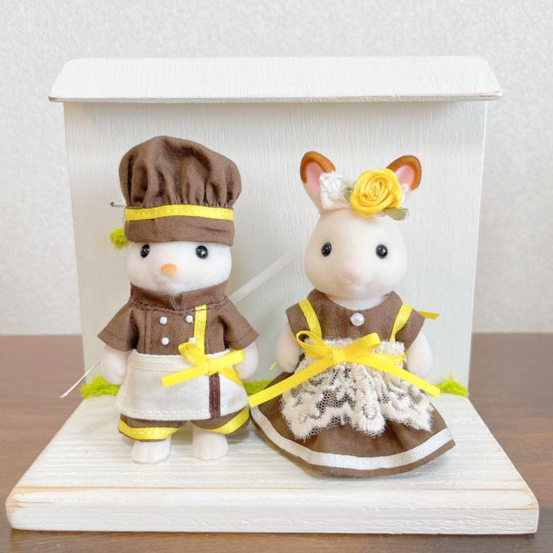 HANDMADE WAITRESS & CHEF DRESS FOR MOTHER AND FATHER Japan Sylvanian Families